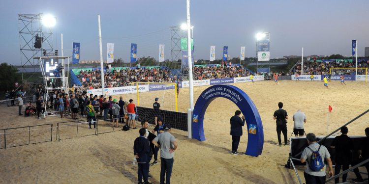 Santa Fe: Más de 5000 personas en la final de la Liga Evolución de Fútbol Playa