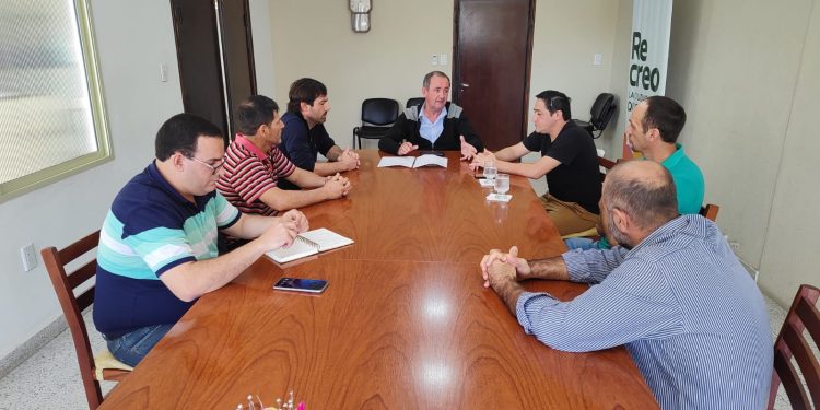 Las vecinales de ba. Parque y Nobleza recibieron fondos