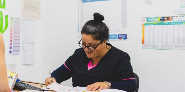 Jornada de vacunación y recreación en Barrio Parque