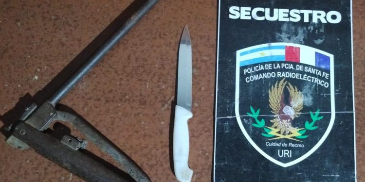 Aprehendieron un hombre y secuestraron un arma blanca