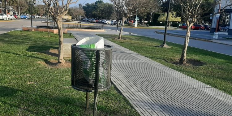 Concejo: Piden más cestos de basura en la Avda. Mitre