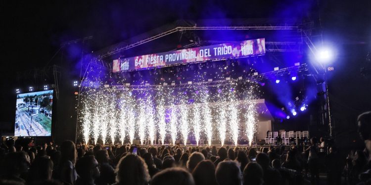 Estiman que 250 mil personas disfrutaron de fiestas populares provinciales